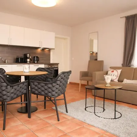 In Strandnaehe Ostseebad Nienhagen