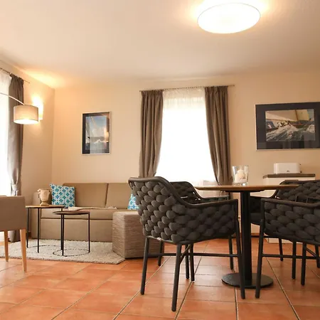 Apartment In Strandnaehe Ostseebad Nienhagen